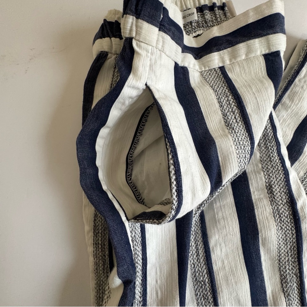 LOFT Outlet Navy White Striped Wide Leg Crop Pants Small - Picture 9 of 15